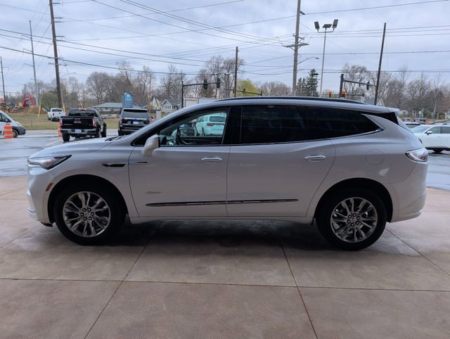 Used 2023 Buick Enclave Avenir w/ Avenir Technology Package image 6