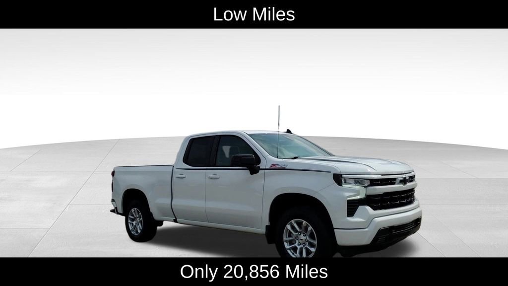 Certified 2022 Chevrolet Silverado 1500 RST w/ Convenience Package II image 2