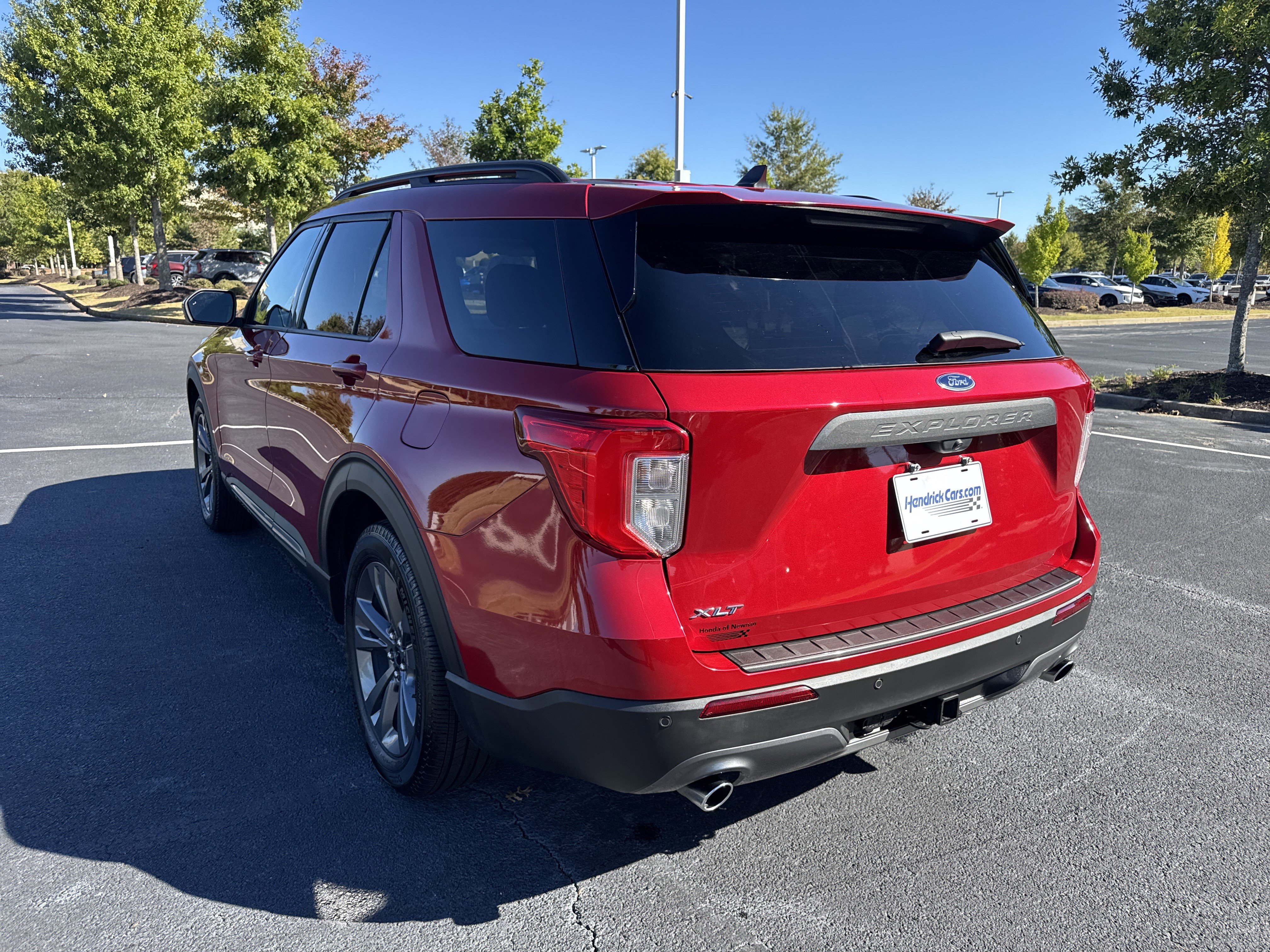 Used 2023 Ford Explorer XLT w/ Equipment Group 202A image 7
