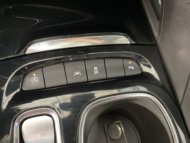 Certified 2022 Buick Envision Essence w/ Sport Touring Package image 29