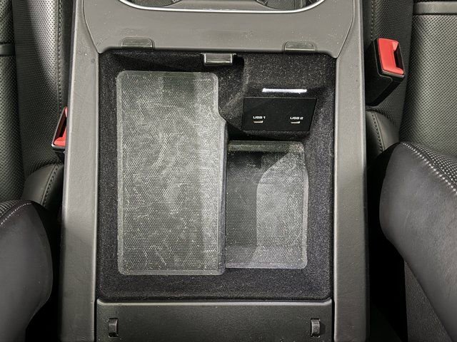 Certified 2023 Porsche Cayenne Platinum Edition image 21