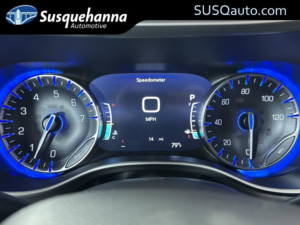 New 2026 Chrysler Pacifica Select image 9