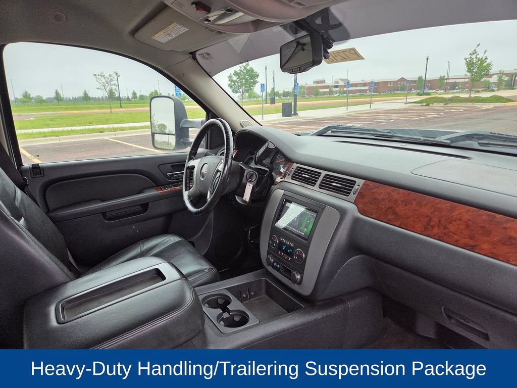 Used 2013 GMC Sierra 2500 SLT w/ Suspension Package, Off-Road AWD/4WD image 24