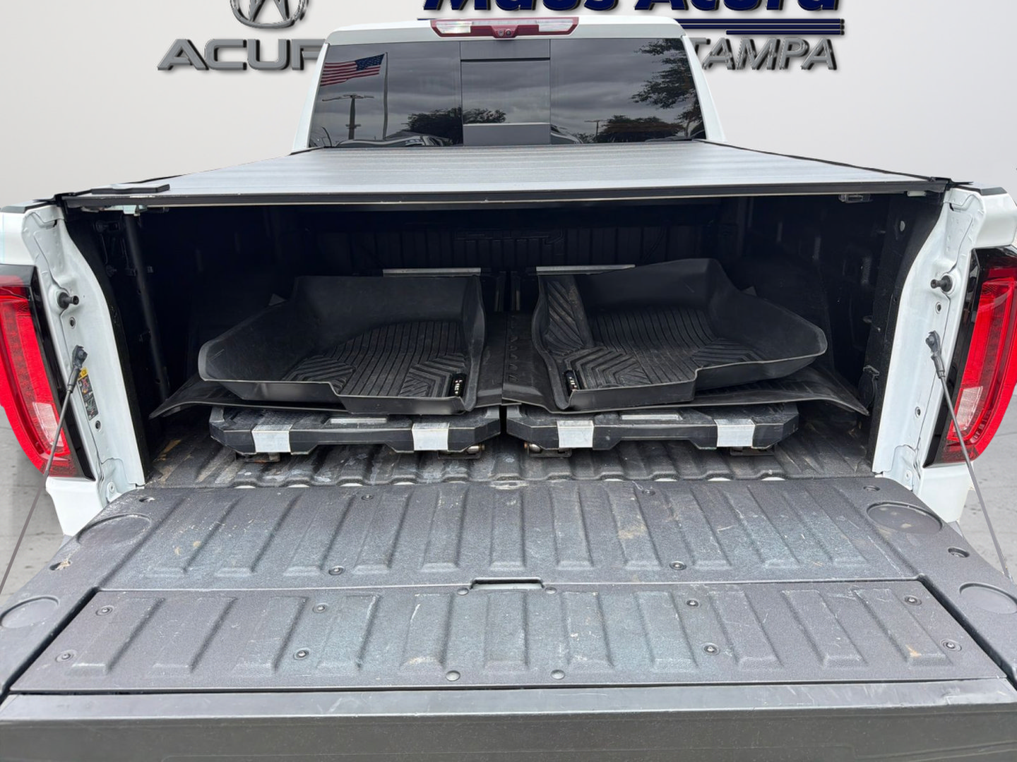 Used 2024 GMC Sierra 1500 AT4 w/ Technology Package AWD/4WD image 37