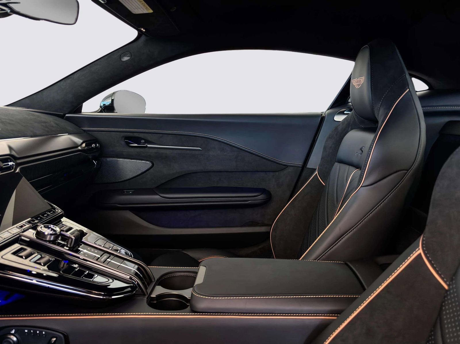 New 2026 Aston Martin V8 Vantage S image 15