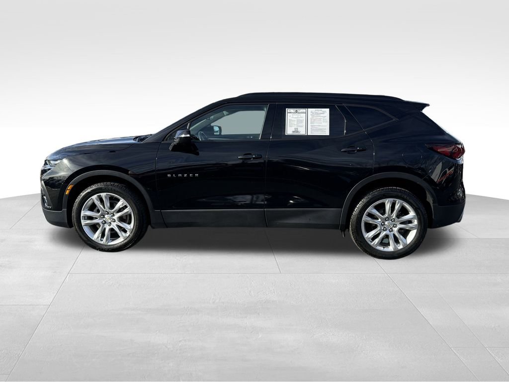 Used 2022 Chevrolet Blazer LT w/ Sound & Technology Package image 4