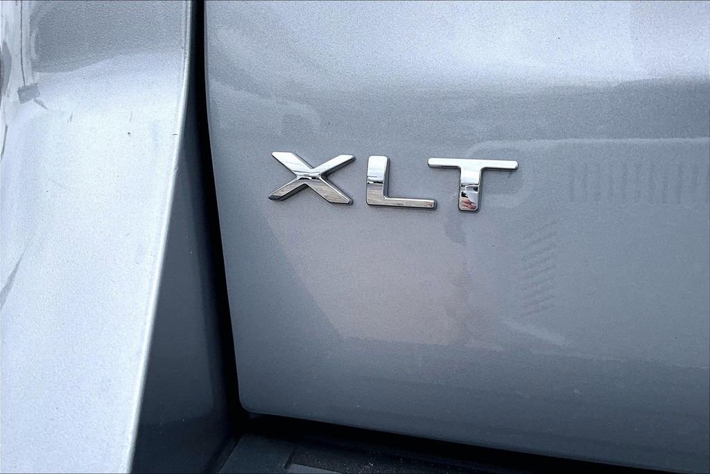 Used 2024 Ford Expedition Max XLT image 46