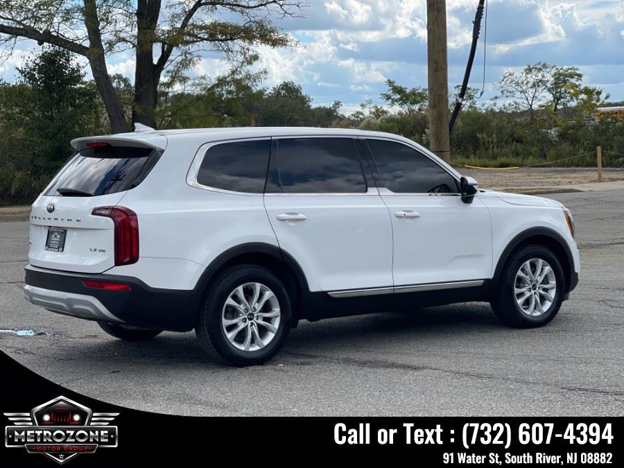 Used 2021 Kia Telluride LX AWD/4WD image 13