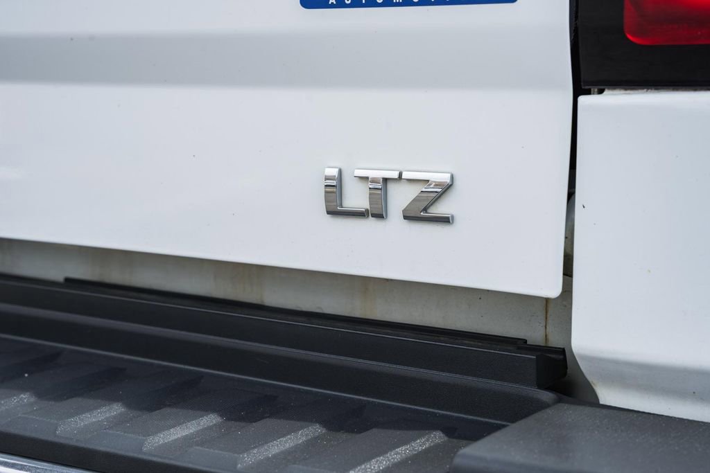Used 2015 Chevrolet Silverado 2500 LTZ w/ Duramax Plus Package image 8