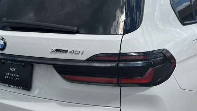 Used 2024 BMW X7 xDrive40i w/ M Sport Package AWD/4WD image 38