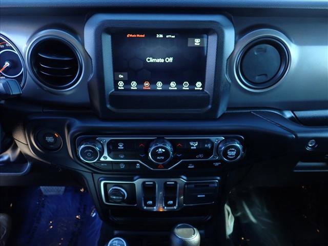 Used 2023 Jeep Wrangler Sport S image 15