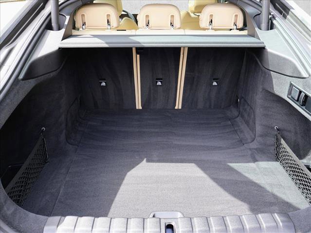 Used 2023 BMW i4 eDrive35 image 8