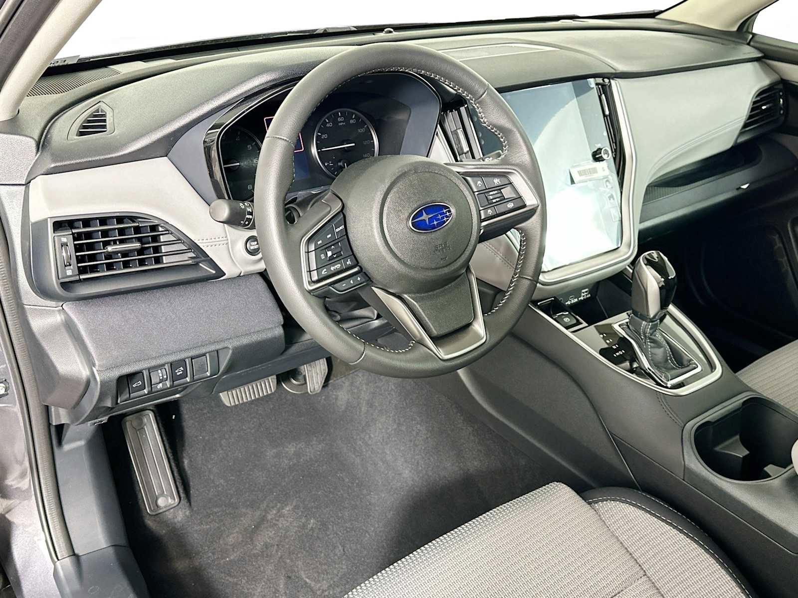 Certified 2025 Subaru Outback Premium w/ Popular Package #1A image 9