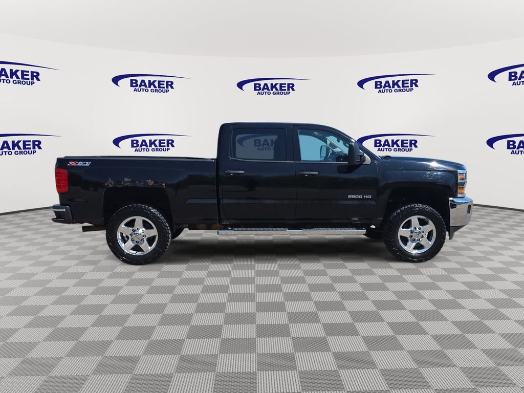 Used 2015 Chevrolet Silverado 2500 LT w/ LT Convenience Package image 4