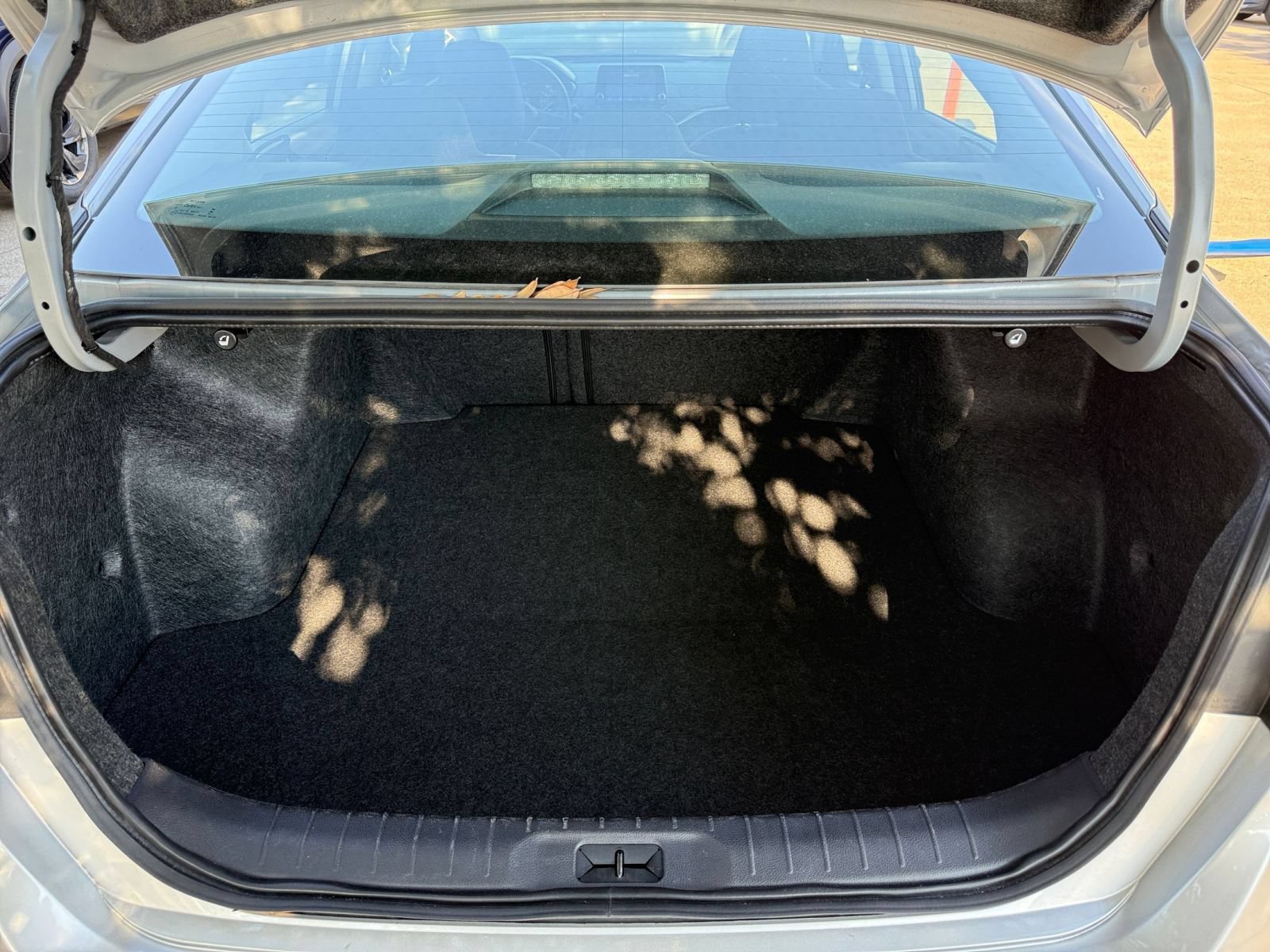 Used 2026 Nissan Altima 2.5 SV FWD image 30