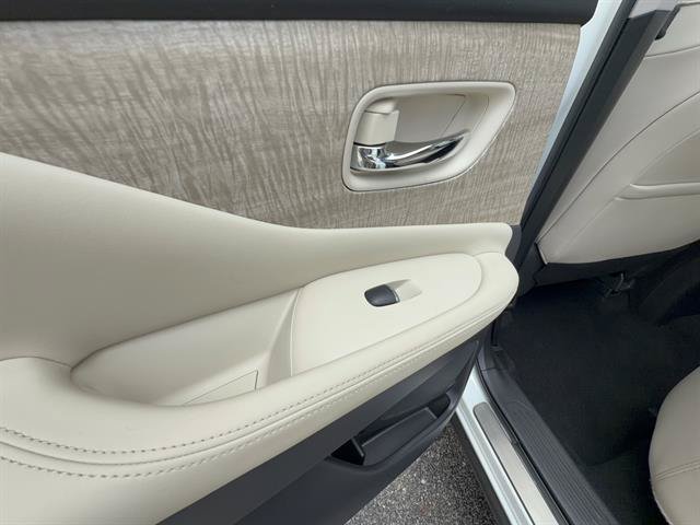Used 2024 Nissan Murano SL AWD/4WD image 19