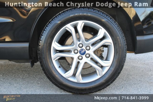 Used 2018 Ford Edge Titanium image 8