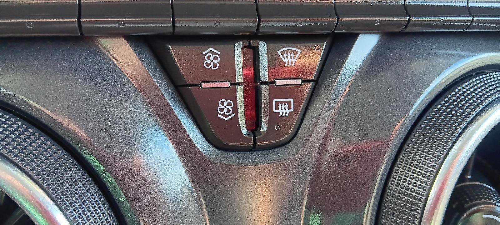 Used 2022 Chevrolet Blazer LT image 21