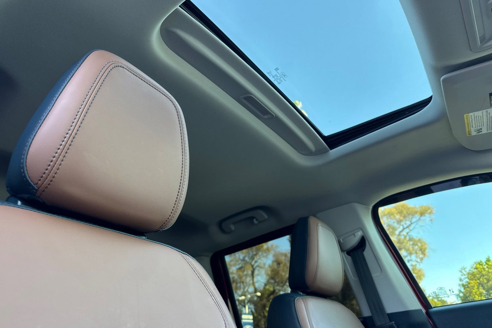 Used 2022 Ford Maverick Lariat w/ Lariat Luxury Package image 17