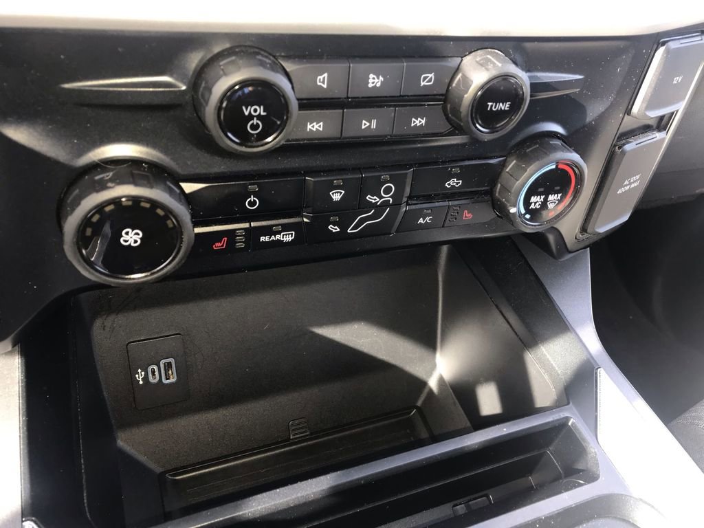 Used 2023 Ford F350 XLT w/ Tremor Off-Road Package image 19