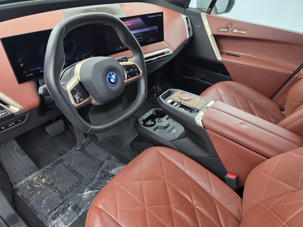 Certified 2022 BMW iX xDrive50 w/ Premium Package AWD/4WD image 10