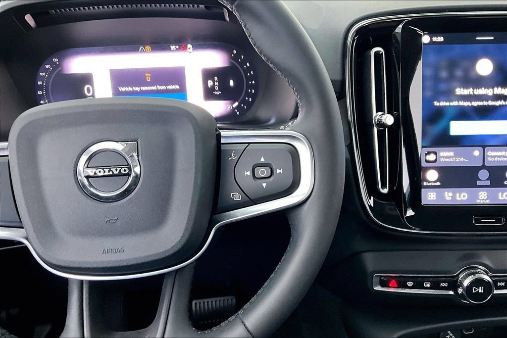 Certified 2024 Volvo XC40 B5 Core w/ Protection Package Premier AWD/4WD image 26