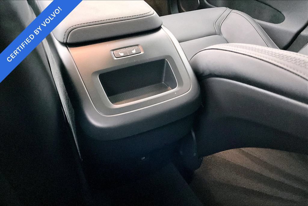 Used 2026 Volvo XC60 B5 Plus AWD/4WD image 26