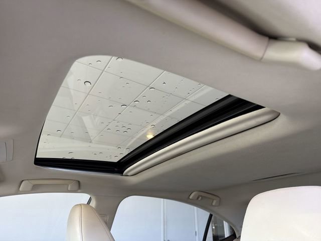 Used 2016 Lexus ES 350 w/ Luxury Package w/Wood Trim image 23