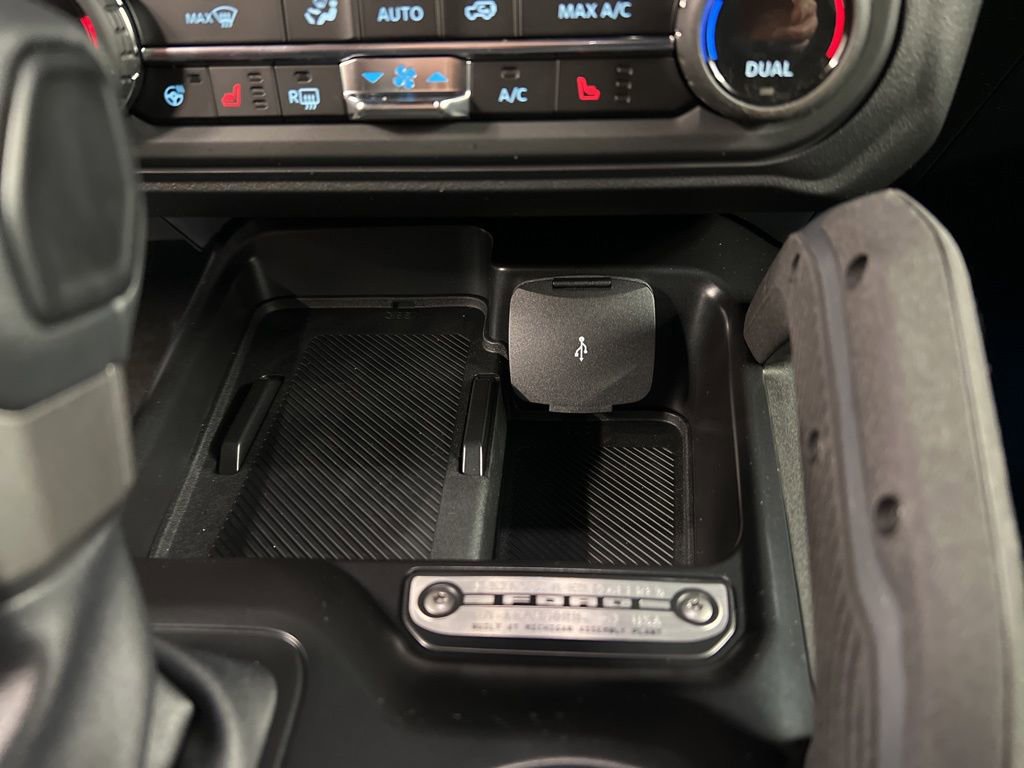 New 2026 Ford Bronco Outer Banks image 15