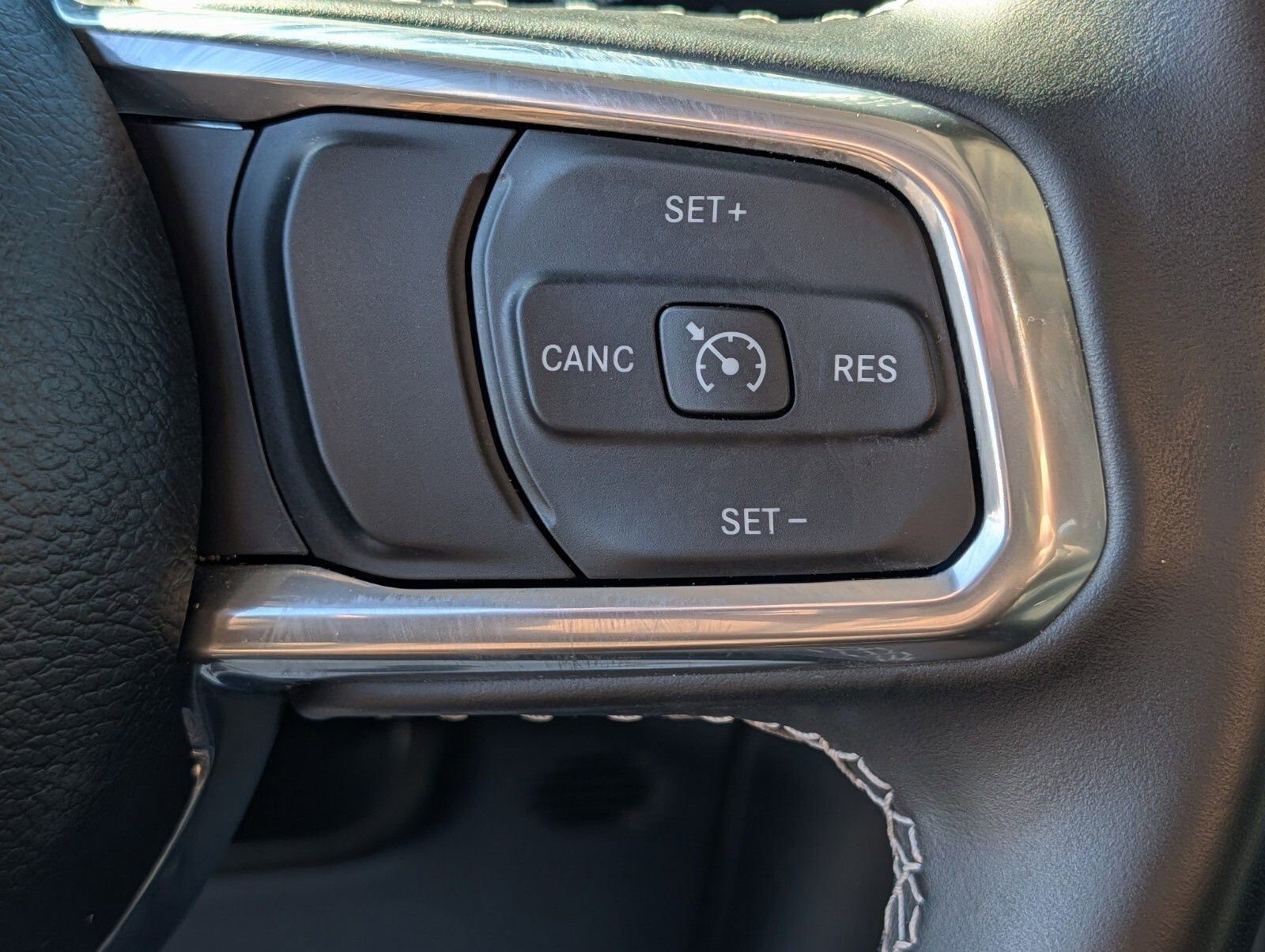 Used 2022 Jeep Wrangler Unlimited Sahara w/ LED Lighting Group image 36