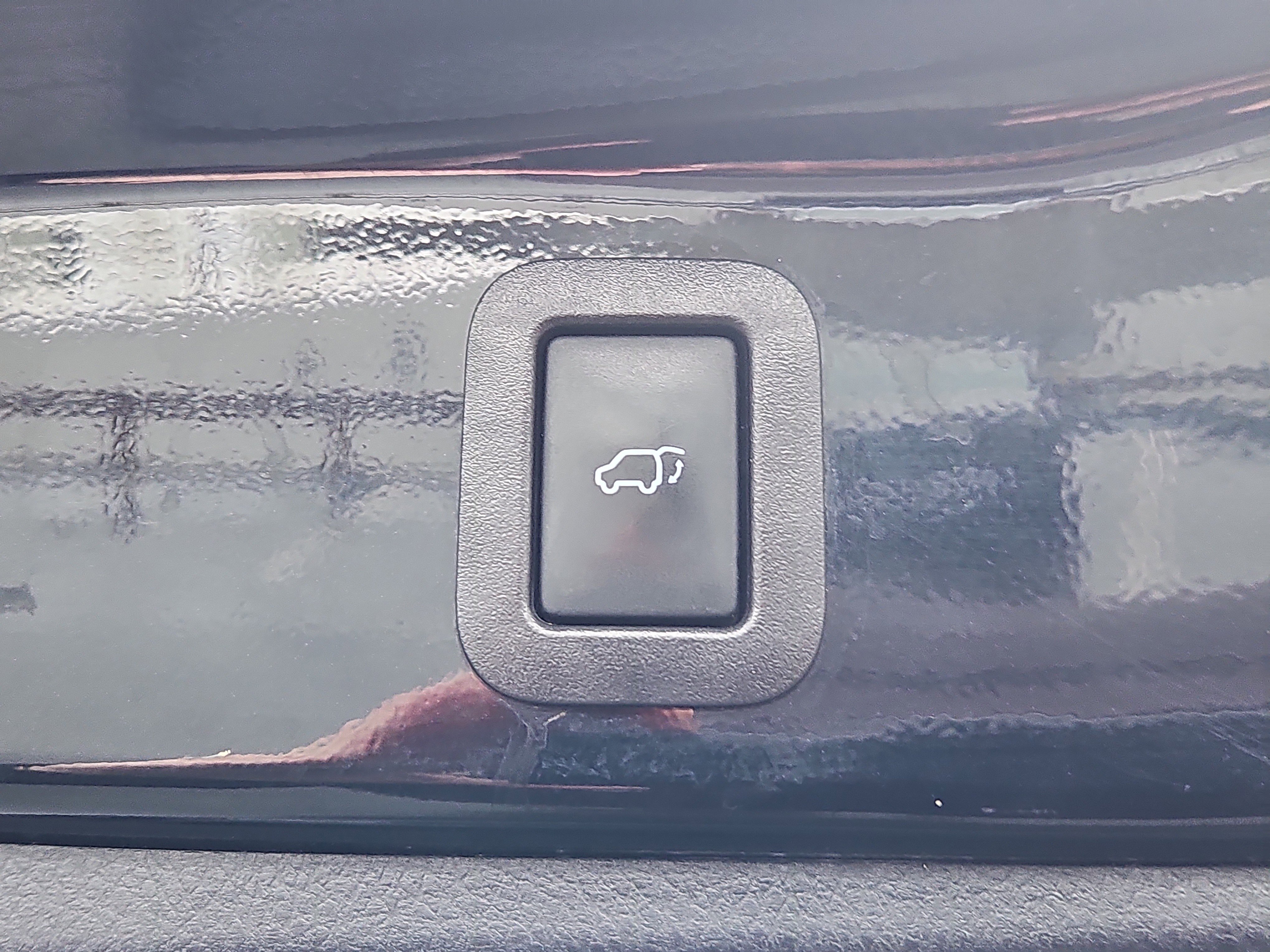 Used 2018 Toyota Highlander XLE image 13