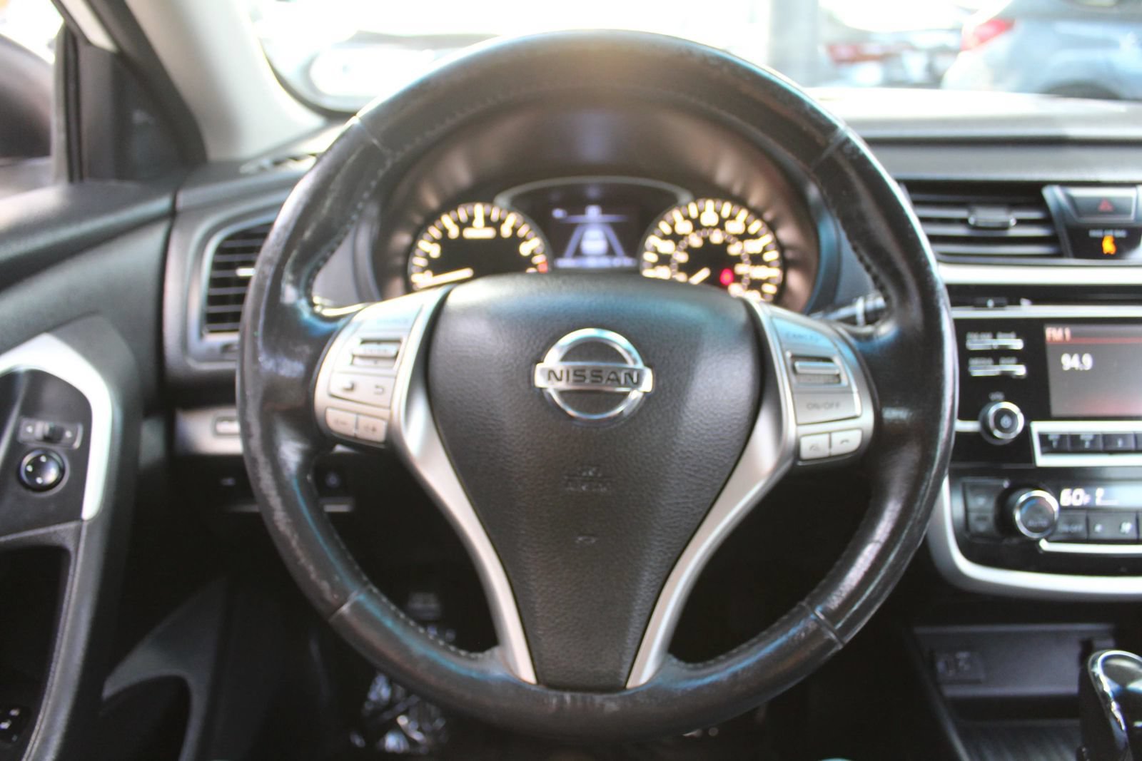 Used 2018 Nissan Altima 2.5 SL FWD image 15
