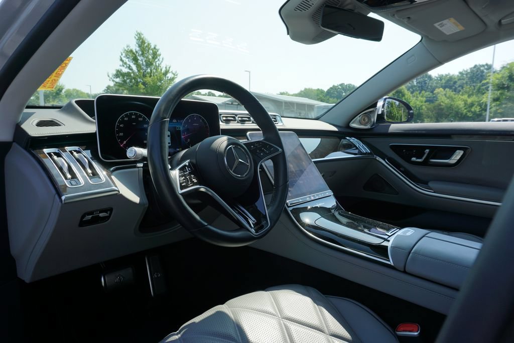 Certified 2023 Mercedes-Benz Maybach S 680 4MATIC image 23