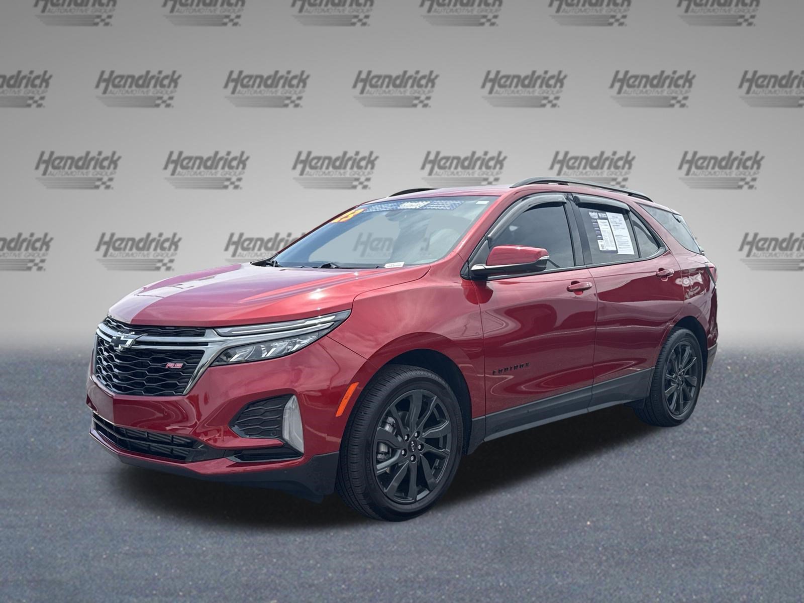 Used 2023 Chevrolet Equinox RS w/ RS Leather Package FWD image 5