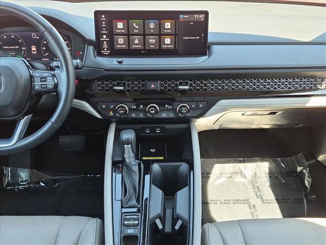 Used 2024 Honda Accord Touring image 15
