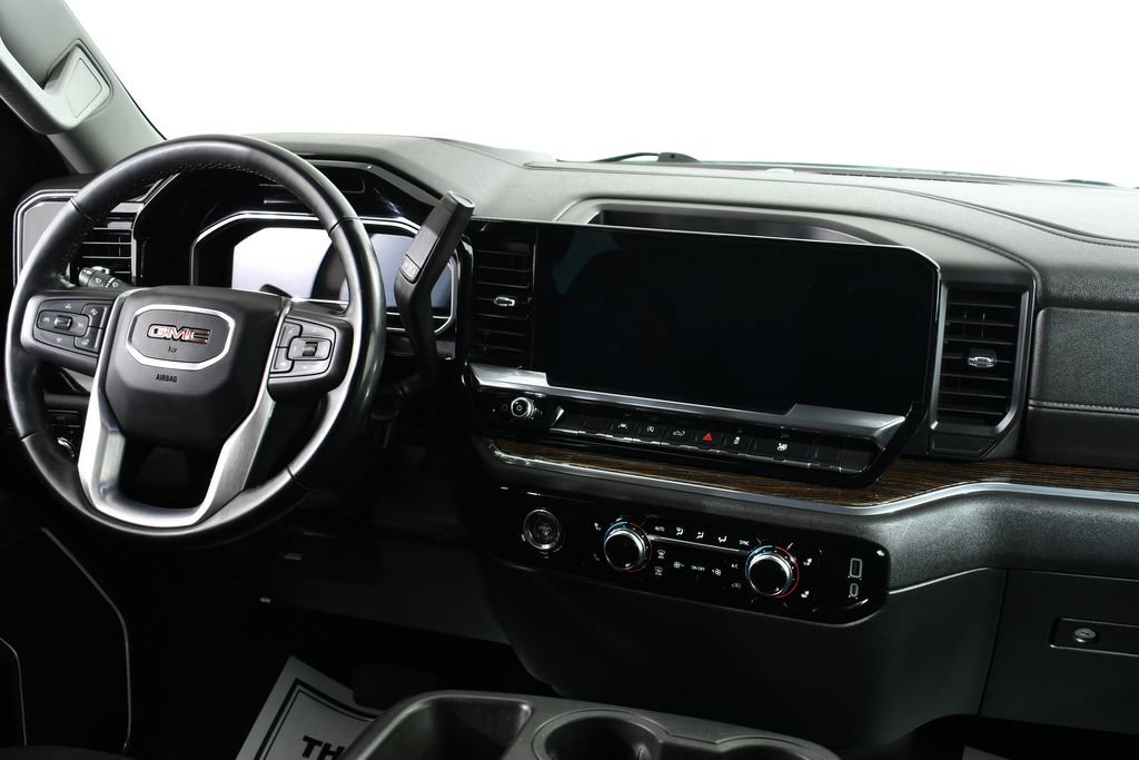 Used 2023 GMC Sierra 1500 Elevation AWD/4WD image 8