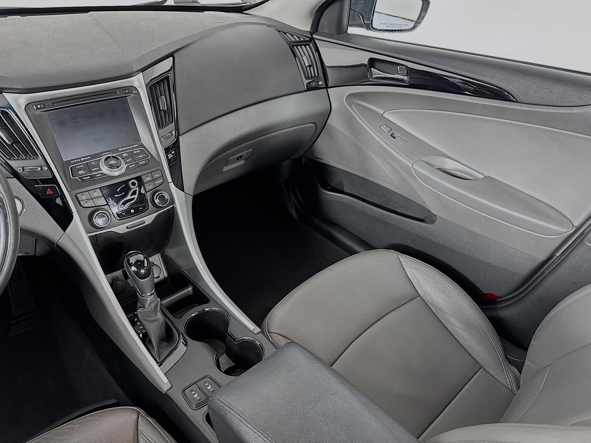 Used 2013 Hyundai Sonata Limited w/ Premium Pkg image 25