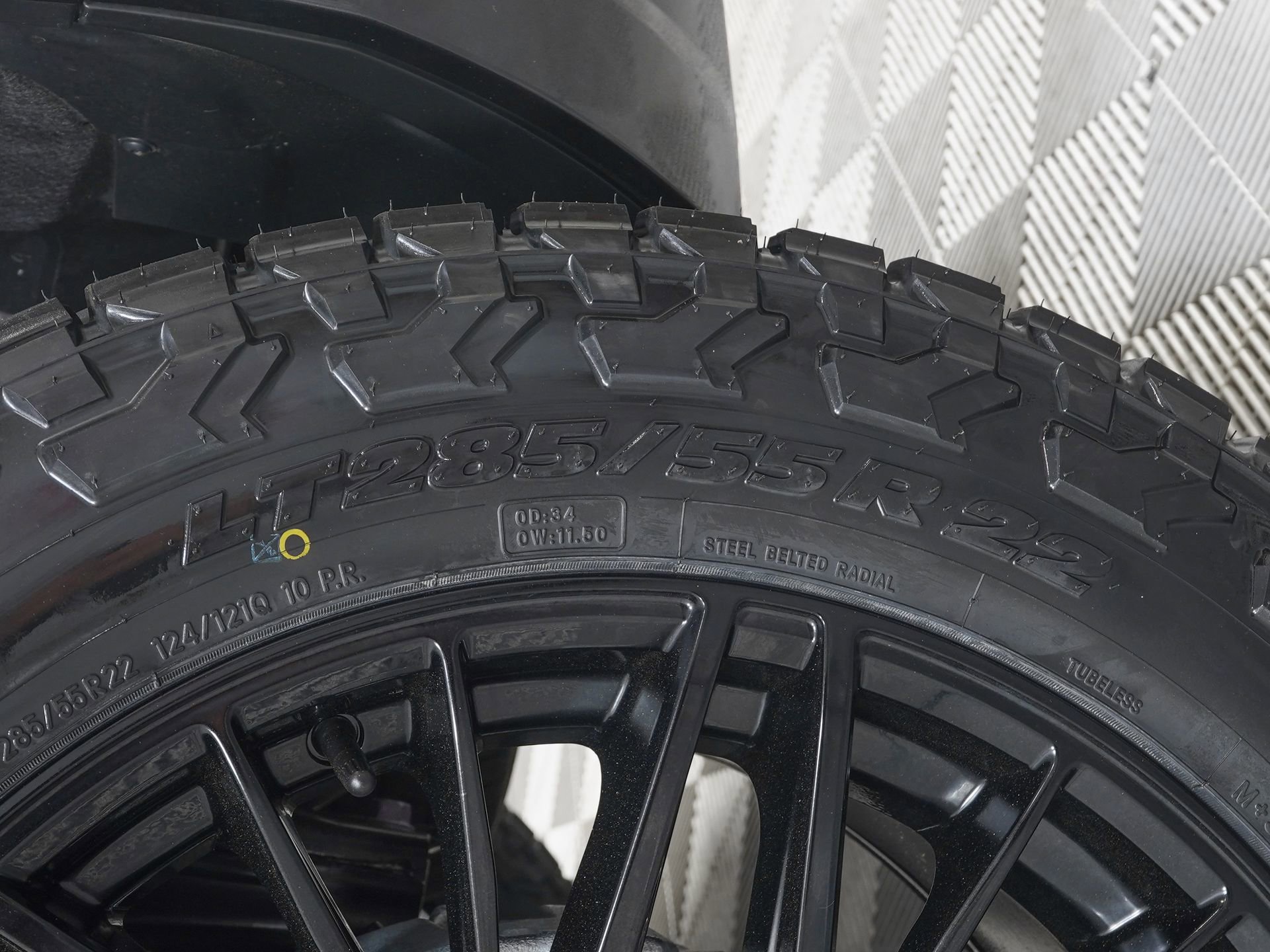 Used 2026 Lexus GX 550 w/ Accessory Package (2T) image 39