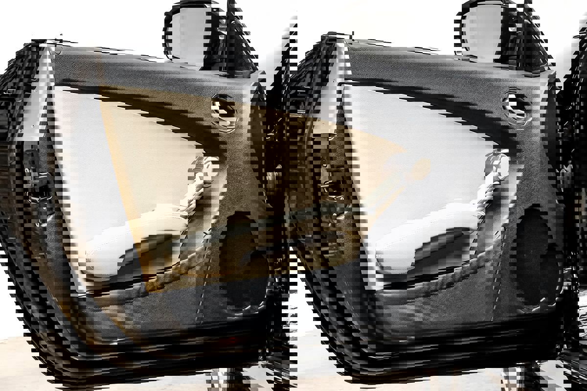 Used 2011 Mercedes-Benz SLK 300 image 34