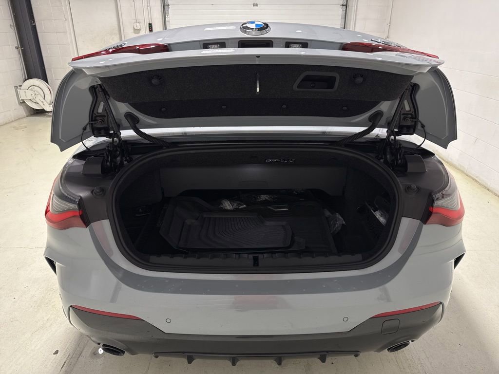 Used 2023 BMW 430i xDrive Convertible w/ M Sport Package image 26