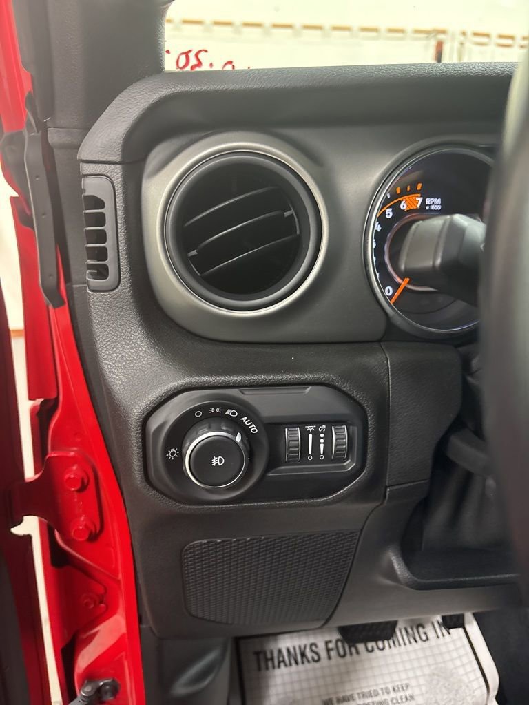 Used 2021 Jeep Wrangler Unlimited Sport w/ Sun And Sound Package image 10