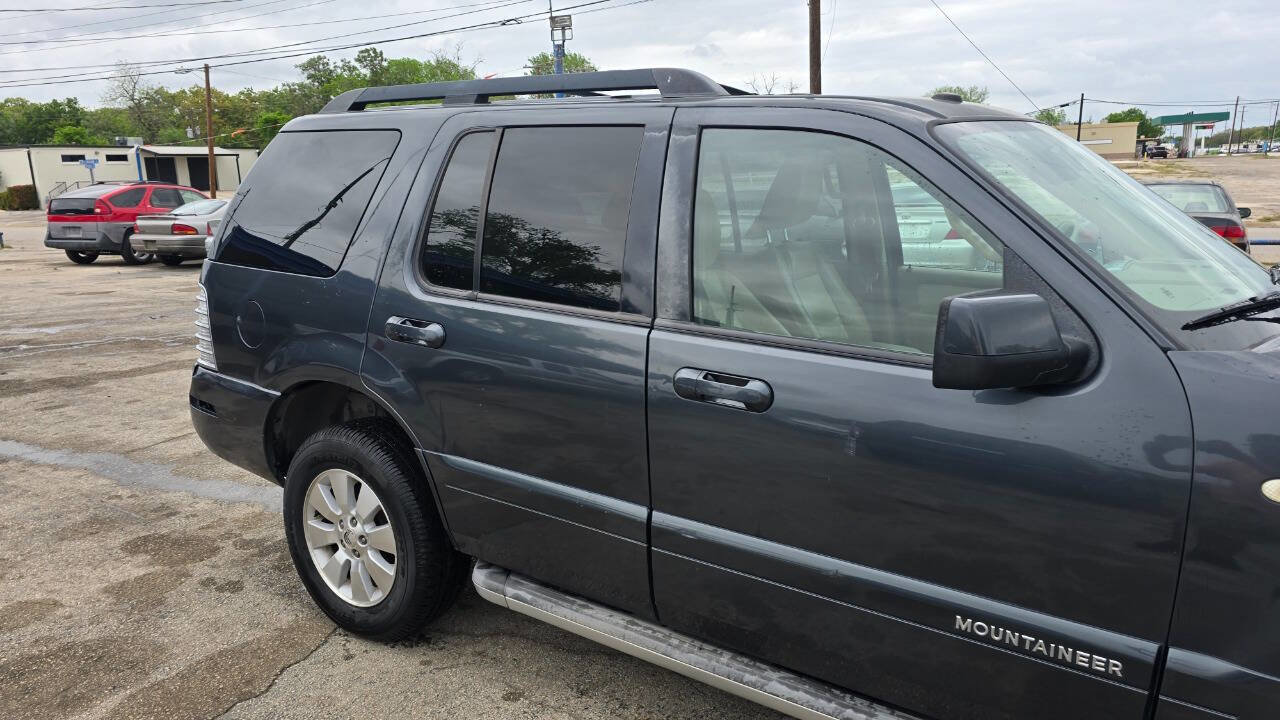 Used 2010 Mercury Mountaineer AWD image 6