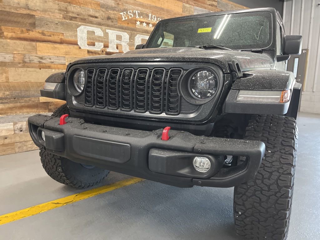 Used 2025 Jeep Wrangler Unlimited Rubicon AWD/4WD image 12