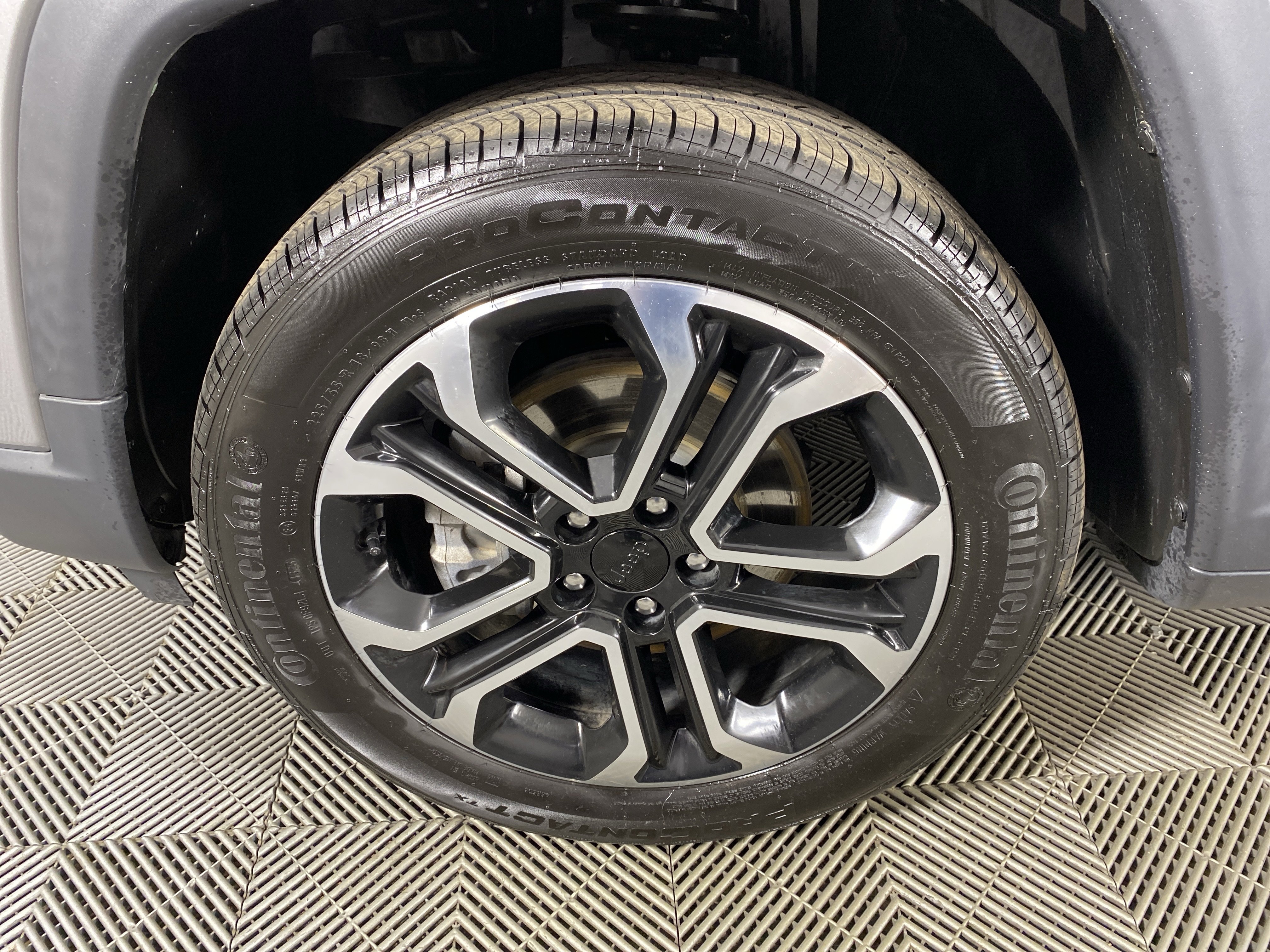 Used 2022 Jeep Compass Limited w/ Sun and Sound Group image 14