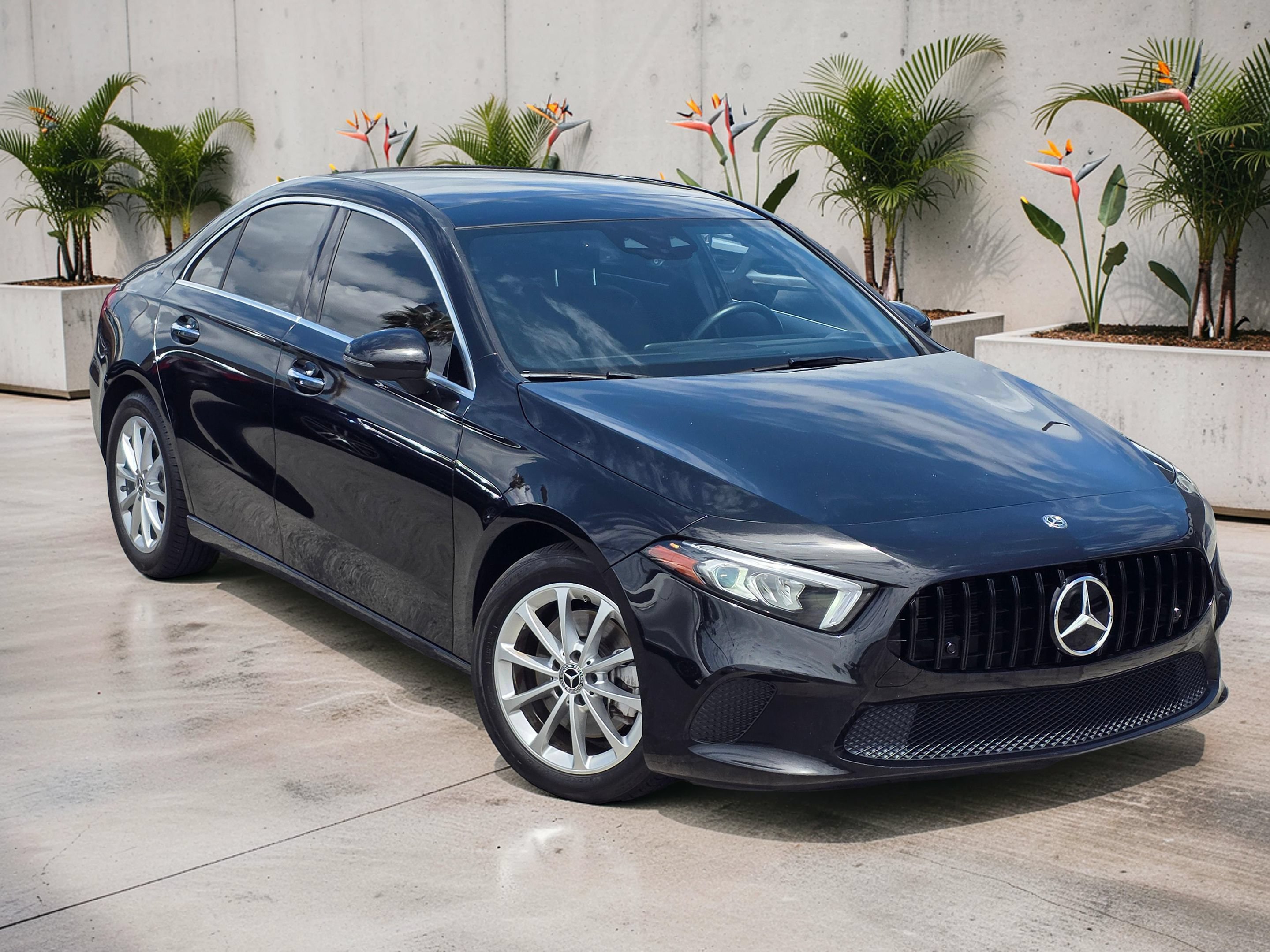 Used 2019 Mercedes-Benz A 220 w/ Premium Package image 2