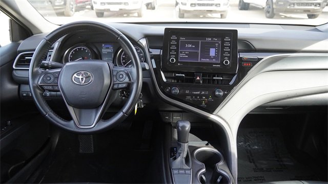 Used 2024 Toyota Camry SE image 13