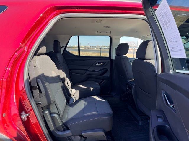 Used 2018 Chevrolet Traverse LT image 9