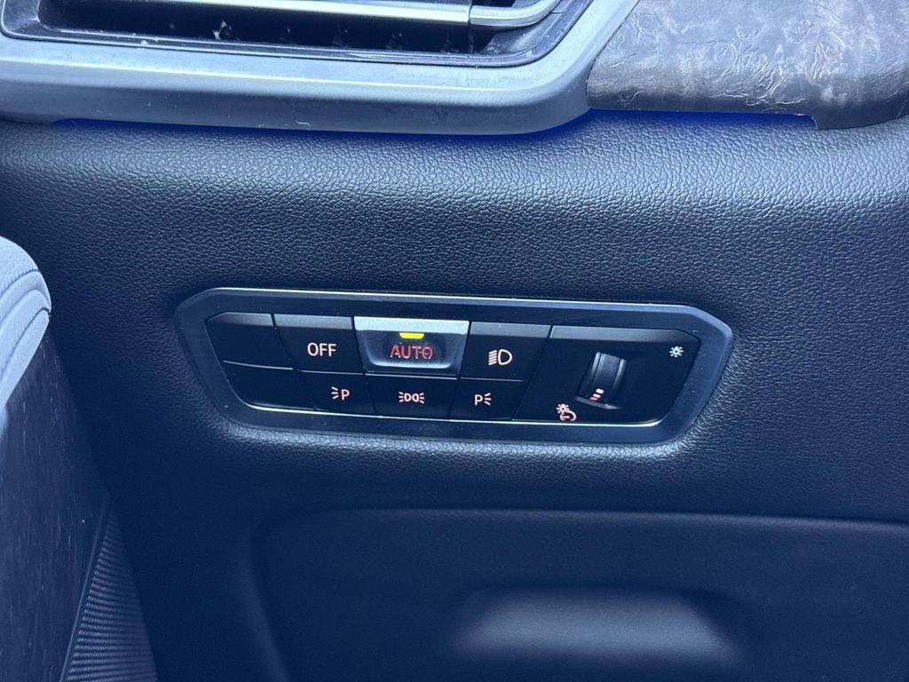 Used 2023 BMW X5 sDrive40i w/ Premium Package image 21