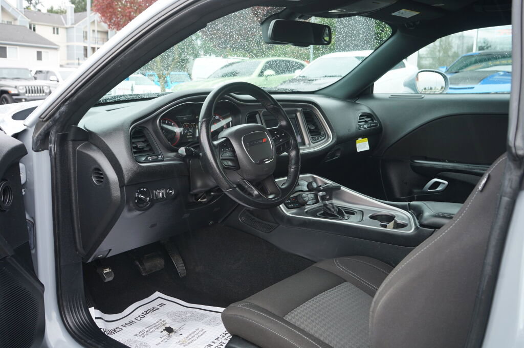 Used 2022 Dodge Challenger SXT w/ Blacktop Package image 11