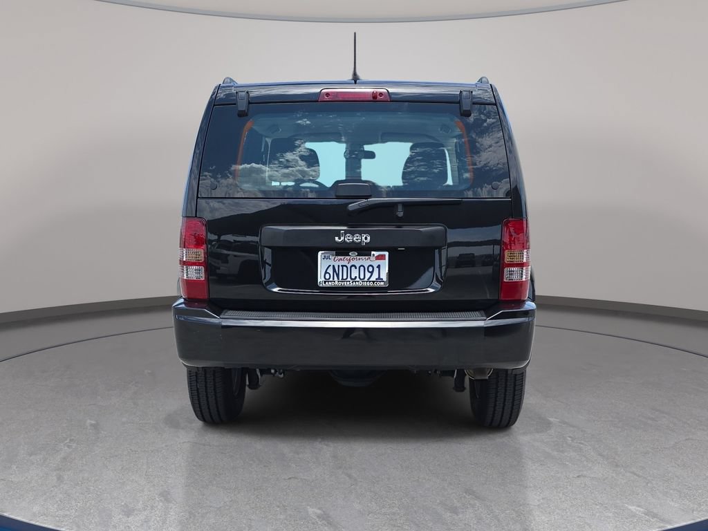 Used 2010 Jeep Liberty Sport RWD image 7